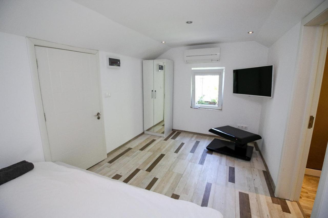 Charming Loft, Very Good Located! Apartament Sofia